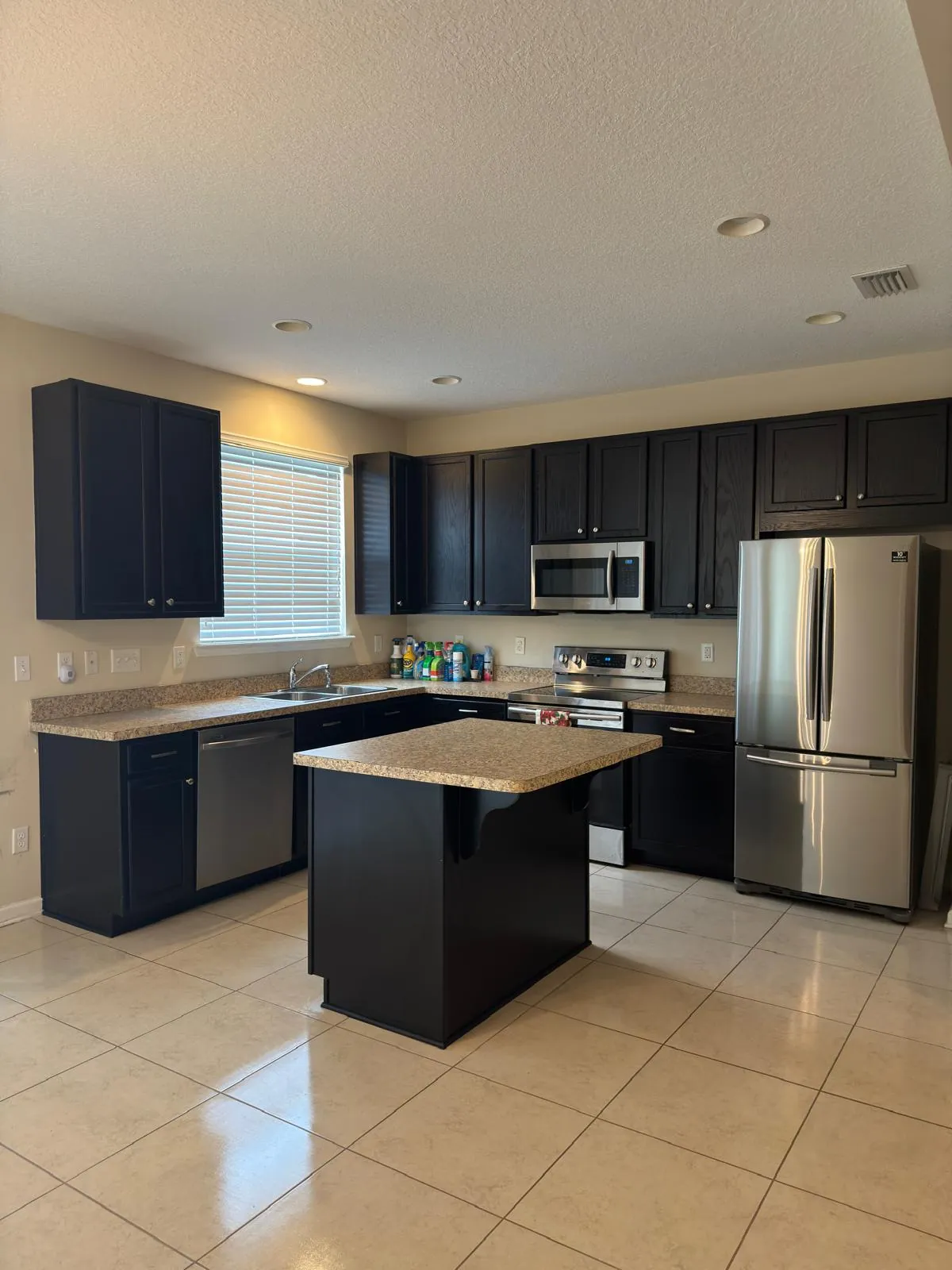 Kitchen reset and ready — real LOOM cleaning work